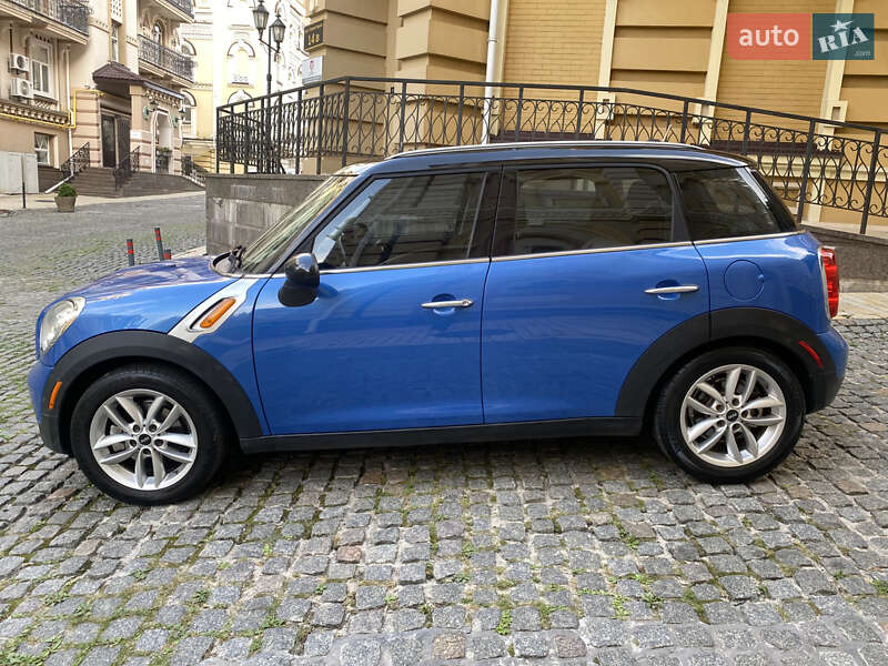 Внедорожник / Кроссовер MINI Countryman 2014 в Киеве