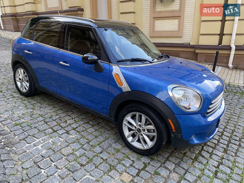 Внедорожник / Кроссовер MINI Countryman 2014 в Киеве