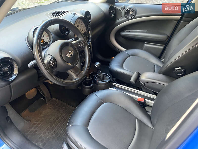 Внедорожник / Кроссовер MINI Countryman 2014 в Киеве