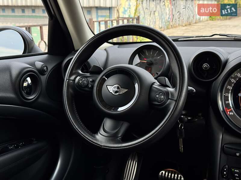 Внедорожник / Кроссовер MINI Countryman 2015 в Днепре