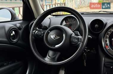 Внедорожник / Кроссовер MINI Countryman 2015 в 