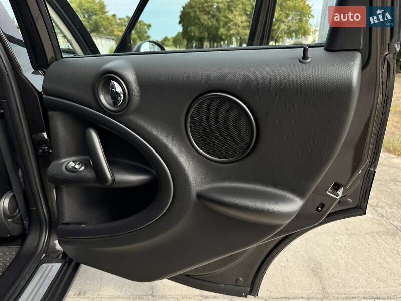 Внедорожник / Кроссовер MINI Countryman 2015 в Днепре