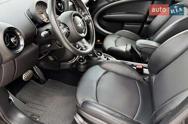 Внедорожник / Кроссовер MINI Countryman 2015 в 