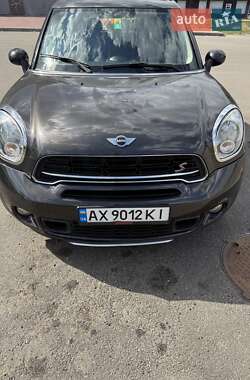 Внедорожник / Кроссовер MINI Countryman 2015 в Харькове
