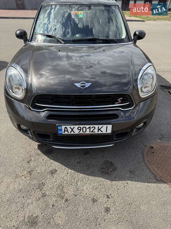 Внедорожник / Кроссовер MINI Countryman 2015 в 