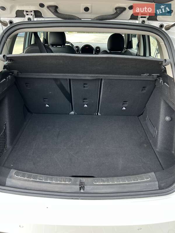 Позашляховик / Кросовер MINI Countryman 2023 в Первомайську