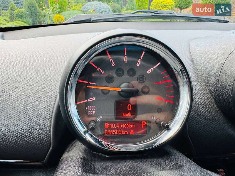 Внедорожник / Кроссовер MINI Countryman 2015 в Киеве