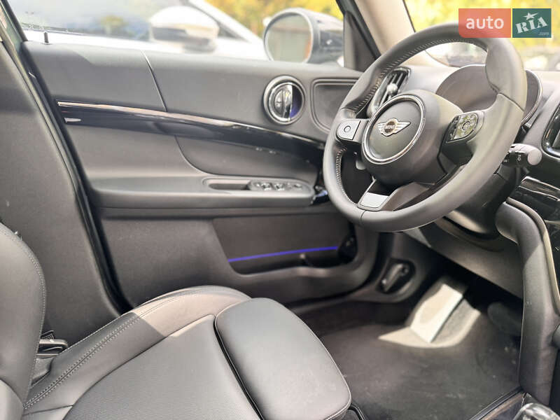 Внедорожник / Кроссовер MINI Countryman 2023 в Киеве