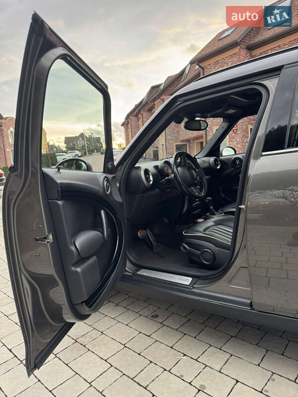 Позашляховик / Кросовер MINI Countryman 2012 в Чернівцях