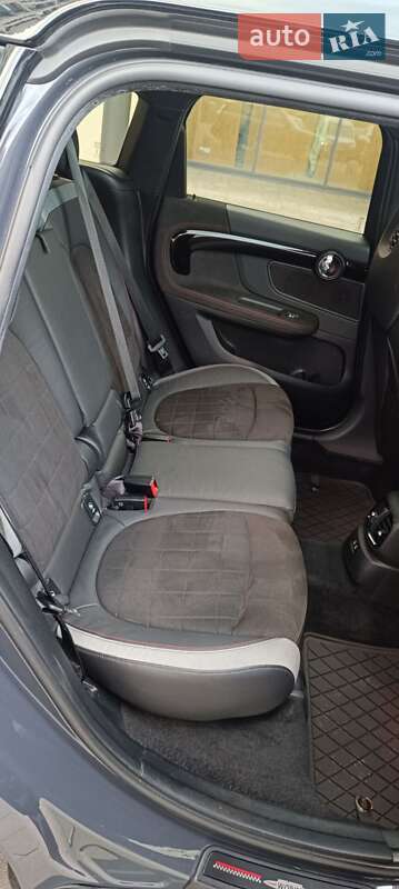 Хэтчбек MINI Countryman 2020 в Киеве фото 26 Хэтчбек MINI Countryman 2020 в Киеве