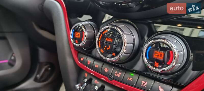 Хэтчбек MINI Countryman 2020 в Киеве фото 29 Хэтчбек MINI Countryman 2020 в Киеве