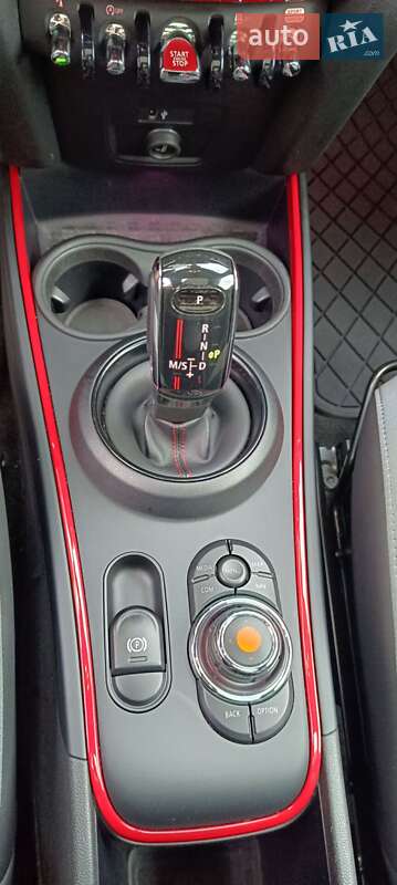 Хэтчбек MINI Countryman 2020 в Киеве фото 34 Хэтчбек MINI Countryman 2020 в Киеве