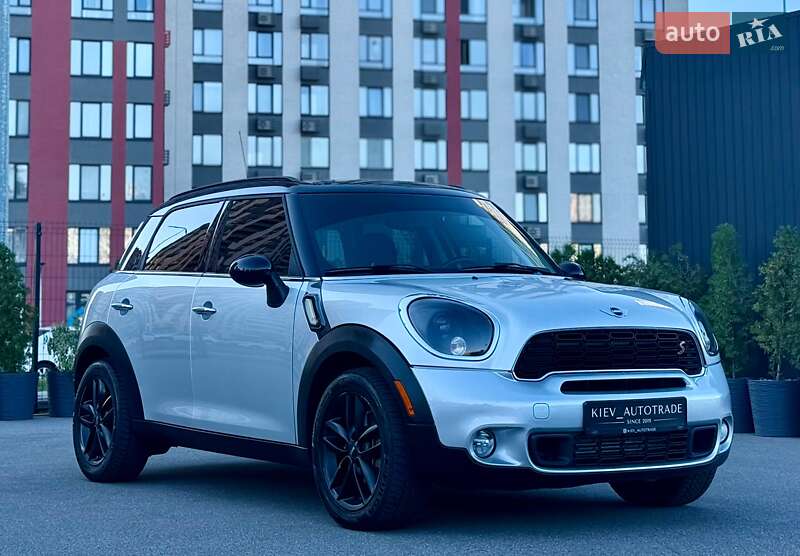 Внедорожник / Кроссовер MINI Countryman 2014 в Киеве