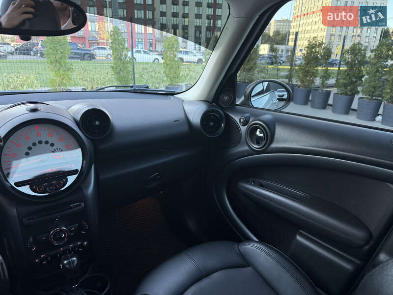 Внедорожник / Кроссовер MINI Countryman 2014 в Киеве