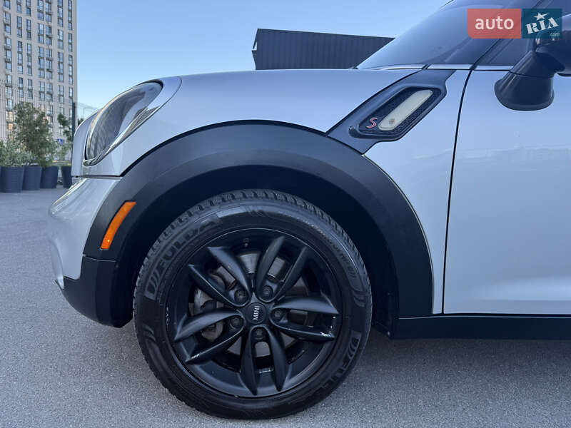 Внедорожник / Кроссовер MINI Countryman 2014 в Киеве