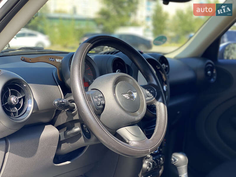 Внедорожник / Кроссовер MINI Countryman 2015 в Киеве фото 8 Внедорожник / Кроссовер MINI Countryman 2015 в Киеве