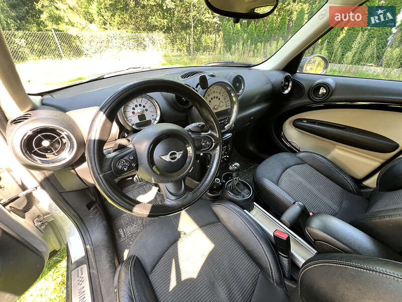 Позашляховик / Кросовер MINI Countryman 2012 в Києві фото 21 Позашляховик / Кросовер MINI Countryman 2012 в Києві