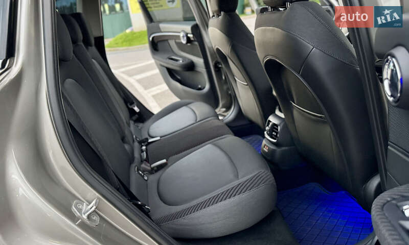 Хэтчбек MINI Countryman 2019 в Киеве