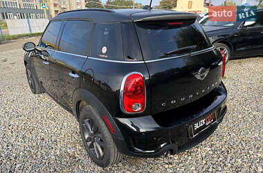 Позашляховик / Кросовер MINI Countryman 2013 в  фото 4 Позашляховик / Кросовер MINI Countryman 2013 в