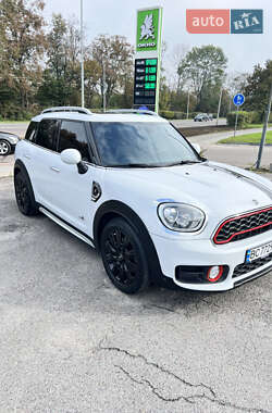 Хетчбек MINI Countryman 2017 в 