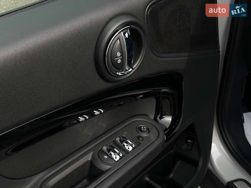 Внедорожник / Кроссовер MINI Countryman 2022 в Одессе