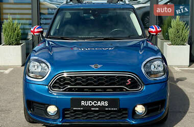 Хэтчбек MINI Countryman 2019 в 