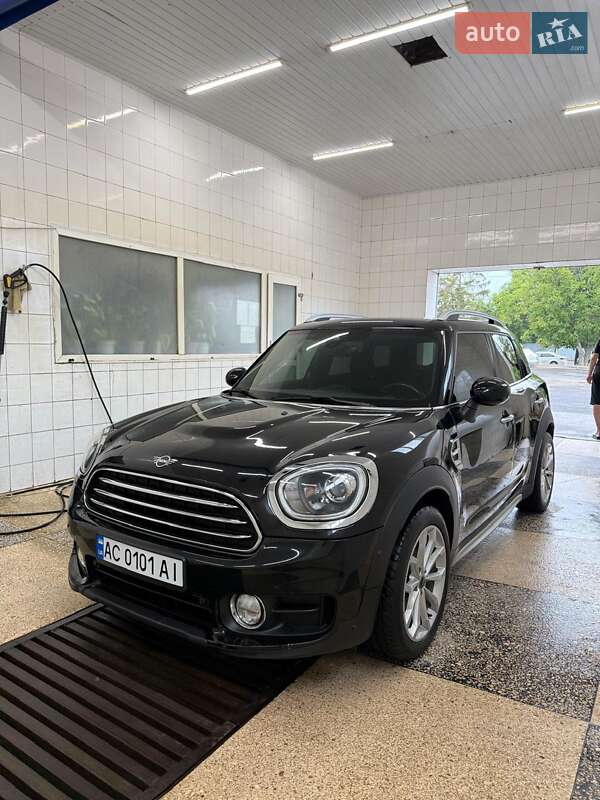 Хэтчбек MINI Countryman 2018 в Кривом Роге