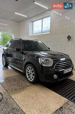 Хэтчбек MINI Countryman 2018 в 