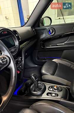 Хэтчбек MINI Countryman 2018 в 