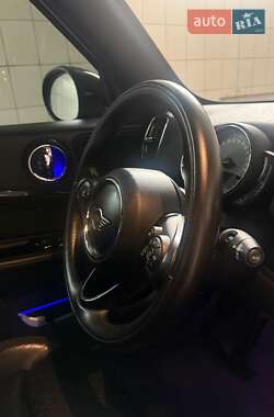 Хэтчбек MINI Countryman 2018 в 