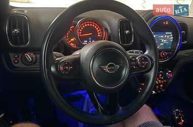 Хэтчбек MINI Countryman 2018 в 