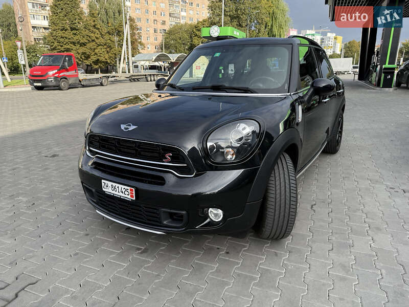 Внедорожник / Кроссовер MINI Countryman 2015 в 