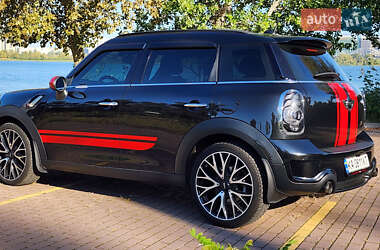 Внедорожник / Кроссовер MINI Countryman 2015 в 