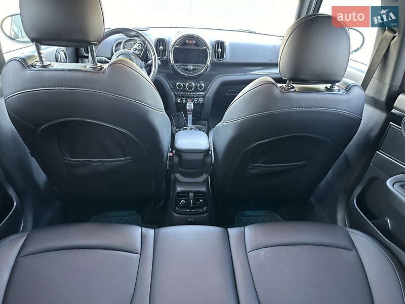 Хэтчбек MINI Countryman 2017 в Черновцах