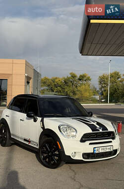 Внедорожник / Кроссовер MINI Countryman 2015 в Днепре
