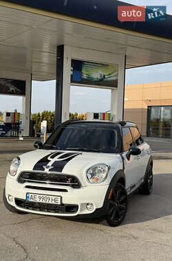 Внедорожник / Кроссовер MINI Countryman 2015 в 