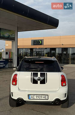 Внедорожник / Кроссовер MINI Countryman 2015 в 