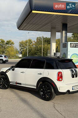 Внедорожник / Кроссовер MINI Countryman 2015 в 