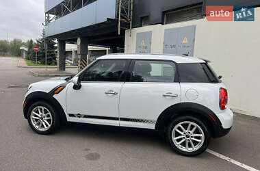 Внедорожник / Кроссовер MINI Countryman 2016 в 