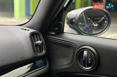 Позашляховик / Кросовер MINI Countryman 2021 в 