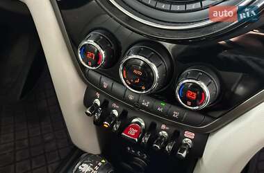Хэтчбек MINI Countryman 2018 в 