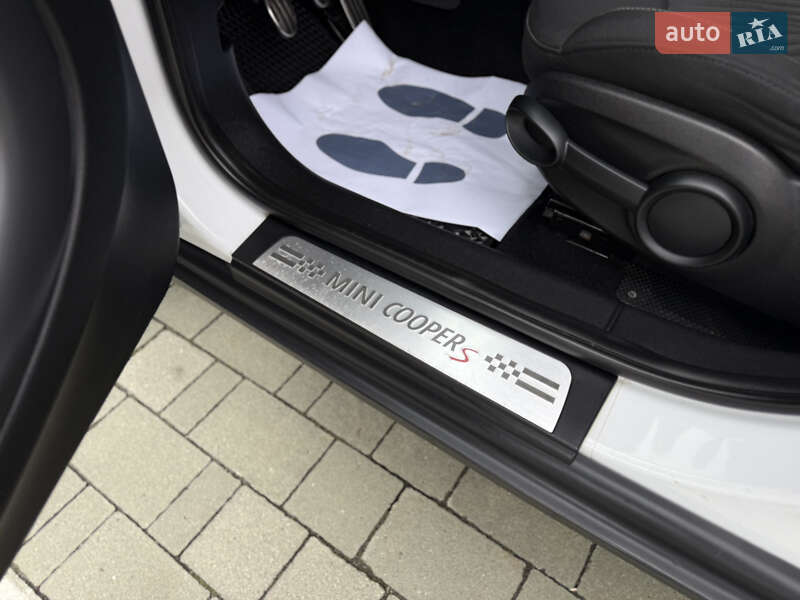 Внедорожник / Кроссовер MINI Countryman 2014 в Хмельницком