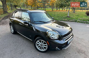 Позашляховик / Кросовер MINI Countryman 2015 в 