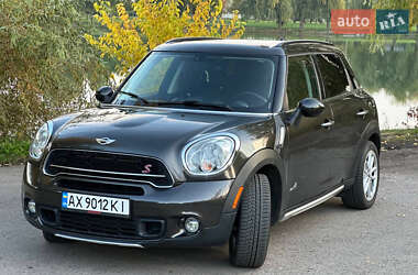 Позашляховик / Кросовер MINI Countryman 2015 в 