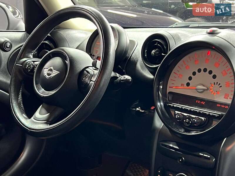 Позашляховик / Кросовер MINI Countryman 2013 в Одесі фото 9 Позашляховик / Кросовер MINI Countryman 2013 в Одесі