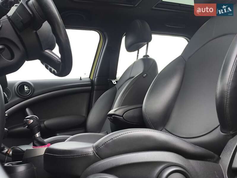 Внедорожник / Кроссовер MINI Countryman 2012 в Киеве