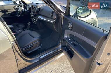 Хетчбек MINI Countryman 2017 в  фото 26 Хетчбек MINI Countryman 2017 в