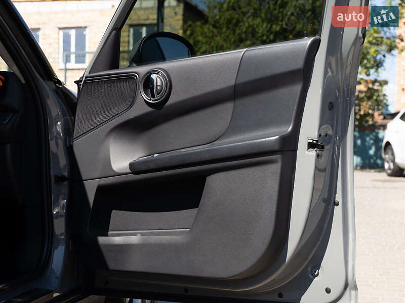 Хэтчбек MINI Countryman 2019 в Одессе фото 28 Хэтчбек MINI Countryman 2019 в Одессе