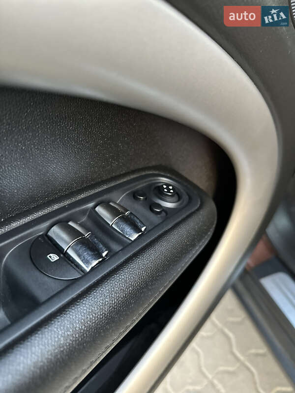 Позашляховик / Кросовер MINI Countryman 2015 в Чорноморську фото 22 Позашляховик / Кросовер MINI Countryman 2015 в Чорноморську