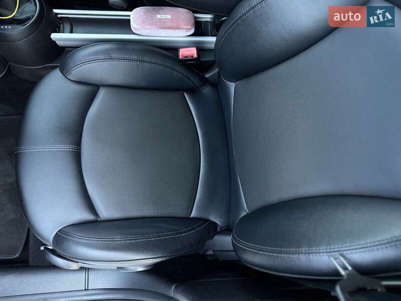 Внедорожник / Кроссовер MINI Countryman 2014 в Одессе